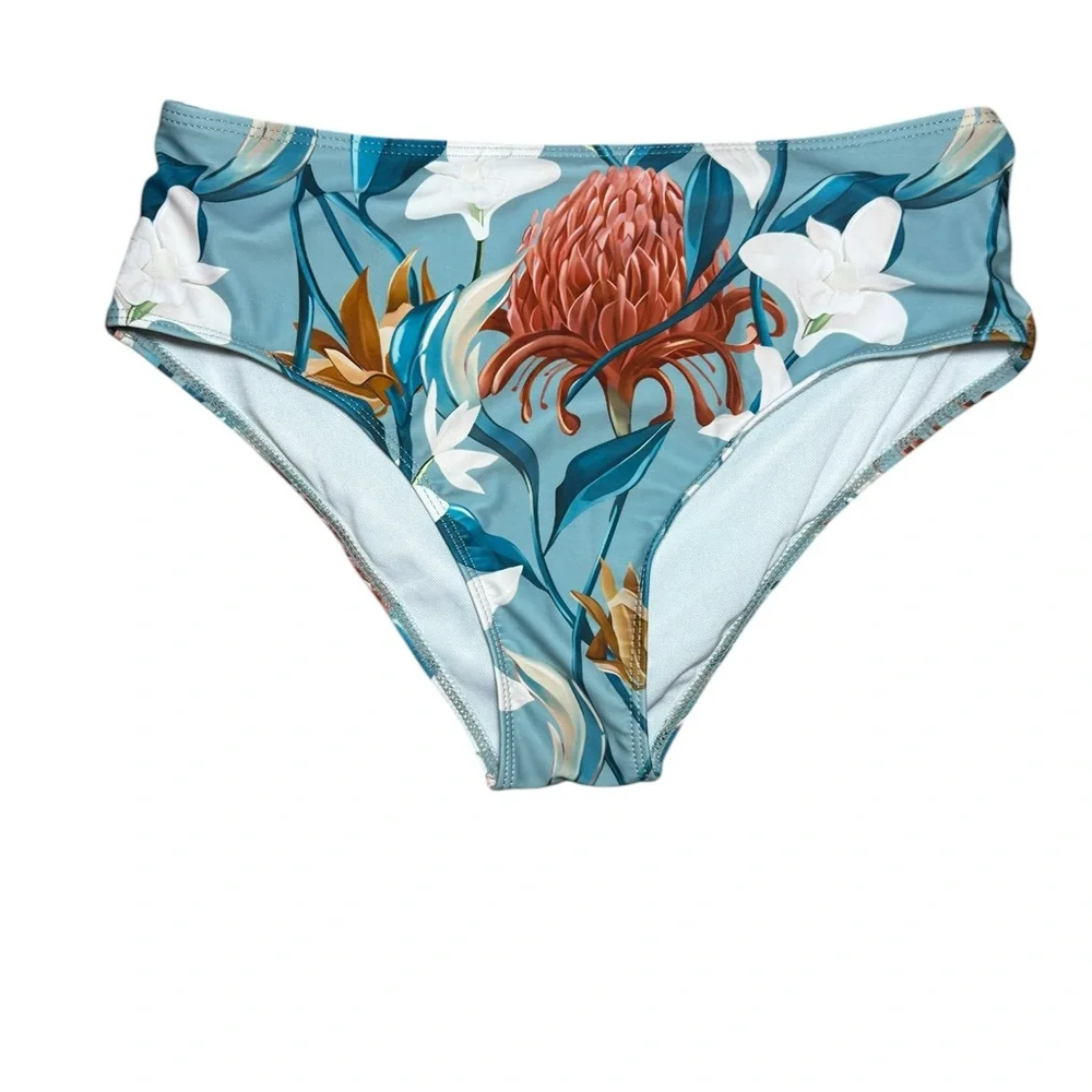 NWOT Floral Ruffle Bikini Set Size Medium - Picture 3 of 9